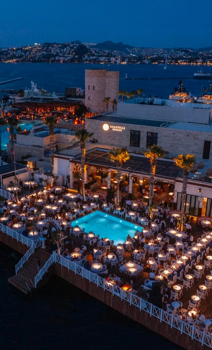 Bagatelle Bodrum, Yalıkavak Marina’da kapılarını yeniden açtı.
