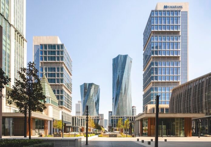 Moda, gastronomi ve kültür-sanat rotası İstanbul Alışveriş Merkezi, kapılarını açtı.